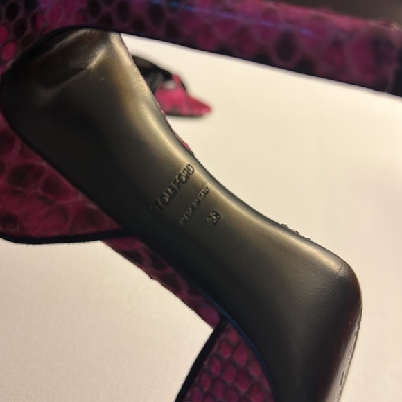 Tom Ford snakeskin heels. - Picture 5 of 6